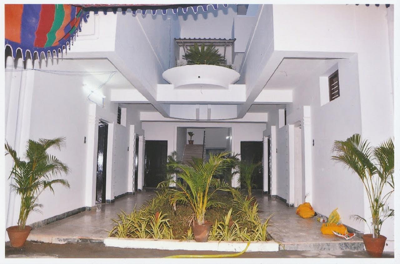 Hôtel Arunaalaya Residency à Tiruvannāmalai Extérieur photo