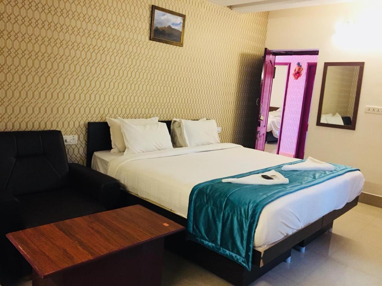 Hôtel Arunaalaya Residency à Tiruvannāmalai Extérieur photo